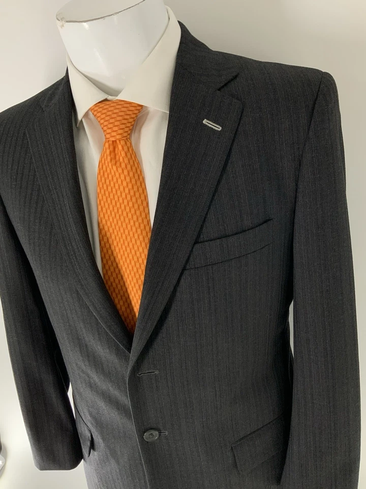 Tom James Bespoke Blazer 38R Gray Striped Wool 2B 2V Made In USA YGI Q5-41 - Image 4 of 4