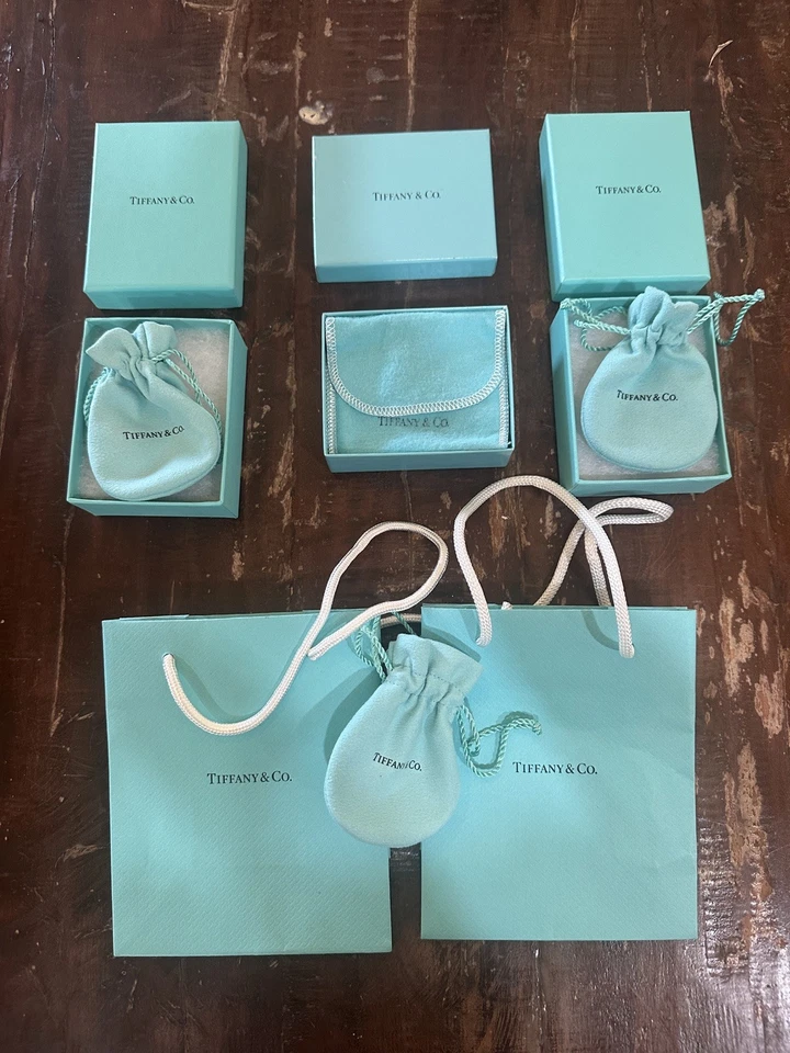 Tiffany and Co. gift boxes, pouch and bag LOT  - Image 2 of 4