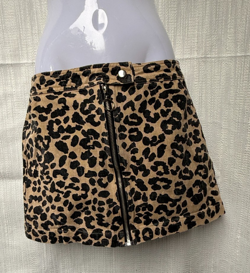 Neon White Leopard Print Mini Skirt Size 8 Zipper Front Animal Print Y2K