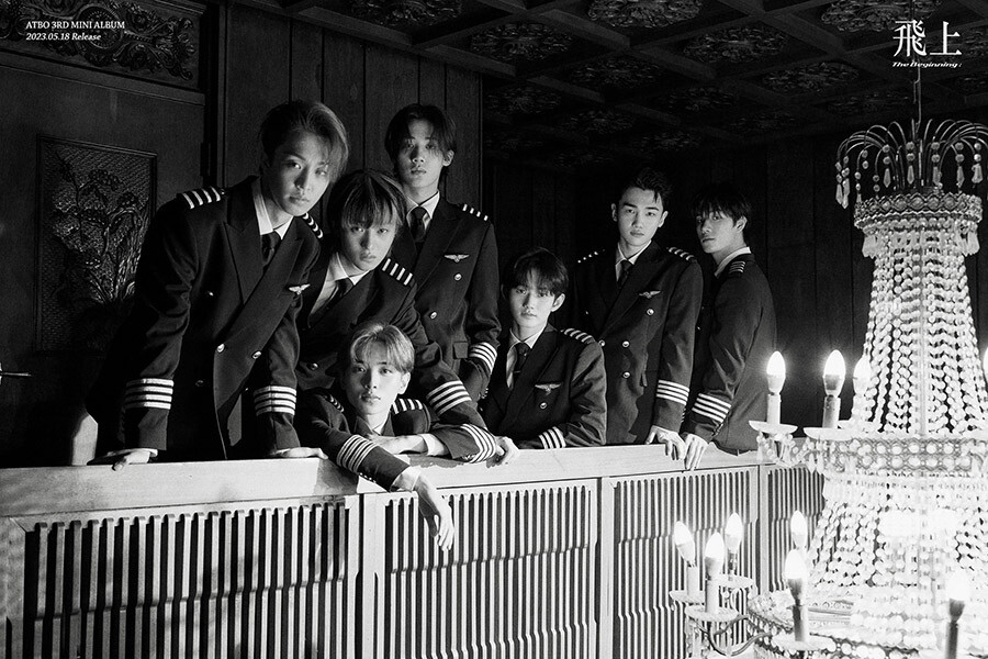 ATBO [THE BEGINNING:飛上] Album 2 Ver SET/2CD+2 Book+4 Card+etc+2