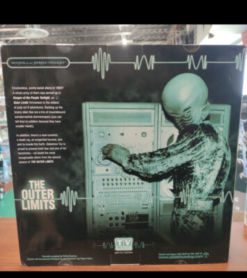 The Outer Limits 1:6 Scale Sideshow Collectible 12
