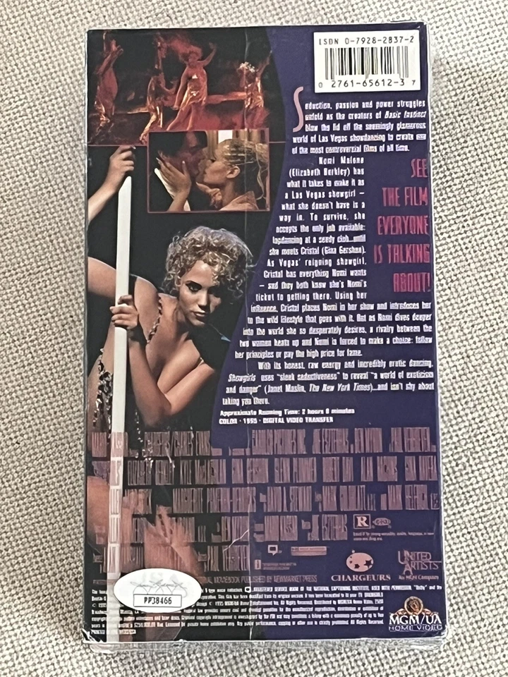 Elizabeth Berkley Autographed 1995 Showgirls Nude Factory Sealed VHS Tape JSA Foto 2 de 4