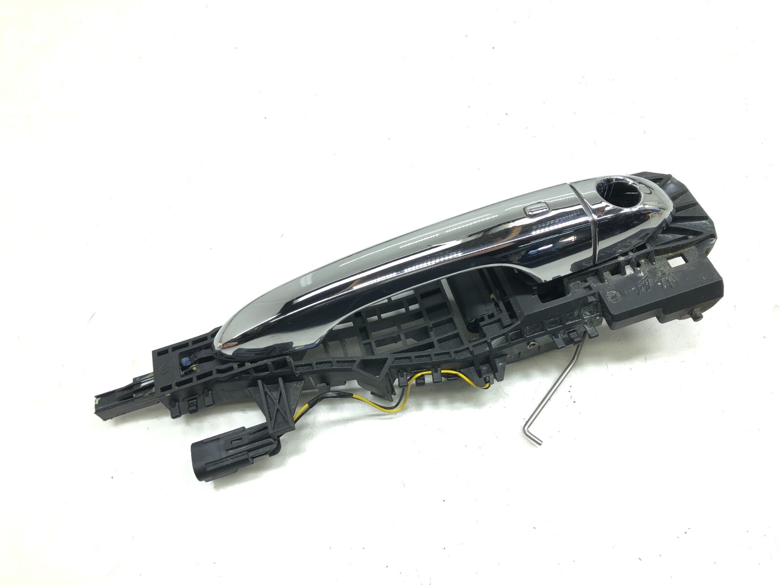 2014-2024 MASERATI GHIBLI S LEFT DRIVER FRONT EXTERIOR DOOR HANDLE CHROME OEM.