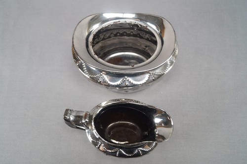 Queen Anne Style Silver Lustre Redware Bead Garlands Creamer & Sugar Circa 1820s - Picture 6 of 9