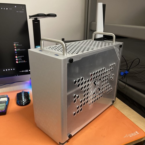 ITX Gaming PC - 5700xt, 5600x, 16 gb ddR4, 512gb SSD - Picture 3 of 4