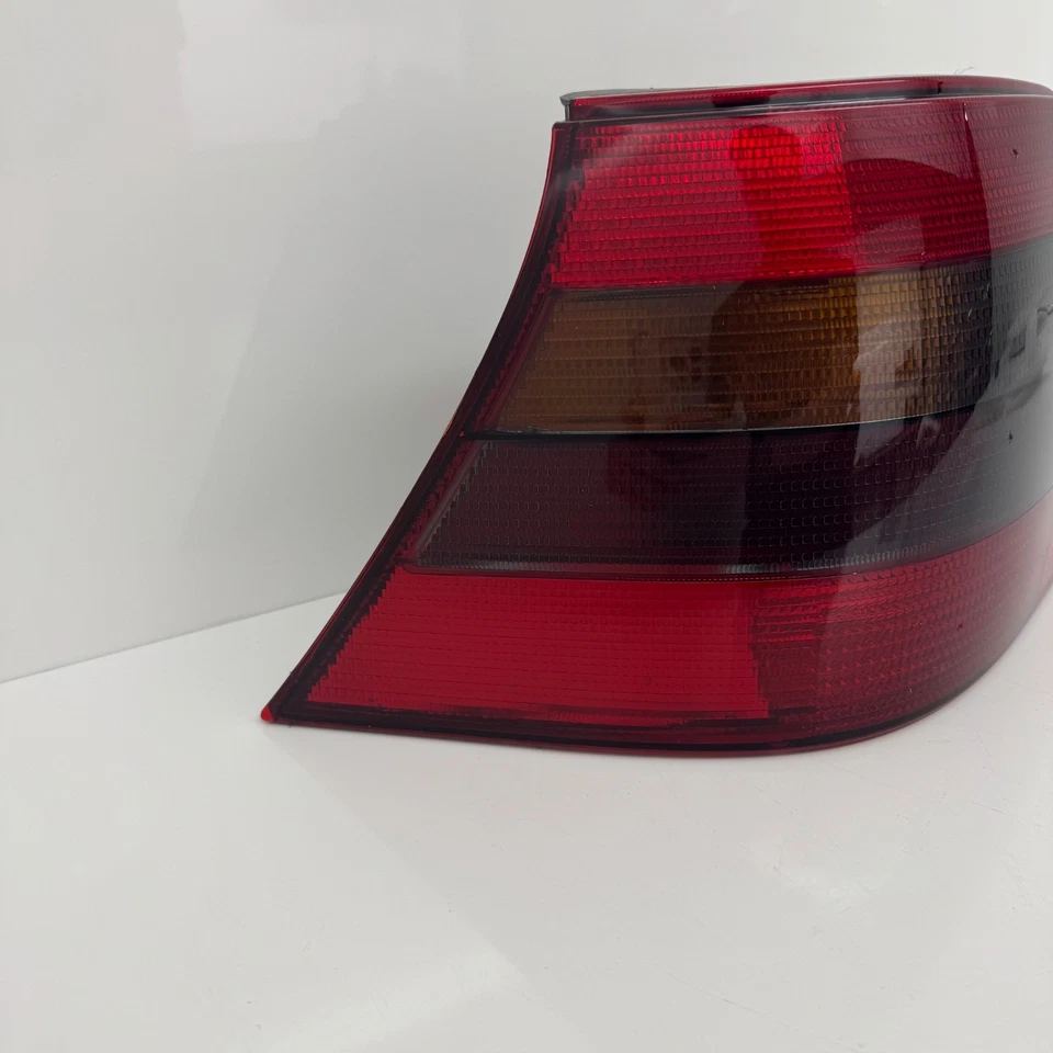 VOLKSWAGEN GOLF MK4 LADO PASAJERO IZQUIERDO 9EL148179031 1997 2004 Foto 2 de 4