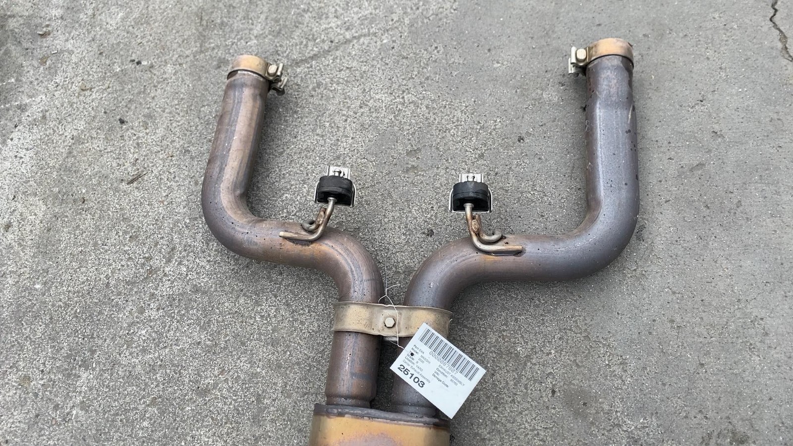 ⭕ 2014-2020 Maserati Ghibli 3.0 Center Exhaust Muffler X-Pipe Resonator Silencer