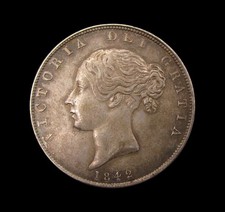 VICTORIA 1842 SILVER YOUNG HEAD HALFCROWN - GEF