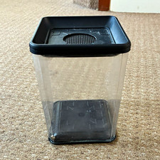 Clear Plastic Ventilated Vivarium with Mesh Lid for Spiders & Insects tarantula
