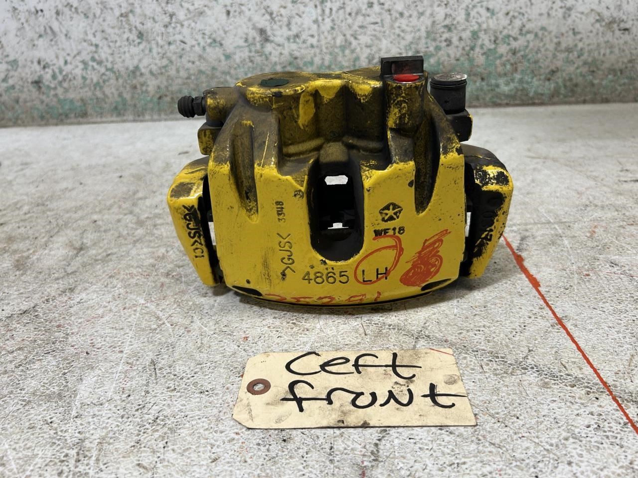 Maserati Levante 2022 FRONT+LEFT Brake caliper