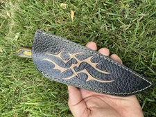 Custom leather sheath for fixed blade knife