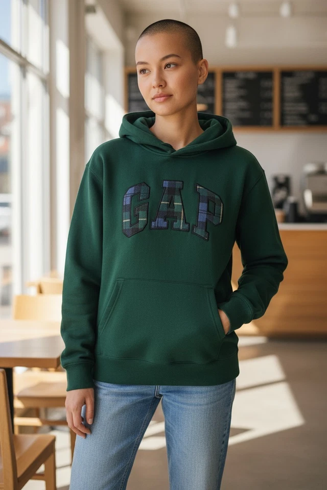 Sudadera con capucha verde con logotipo a cuadros relajado suave vintage unisex para niños Gap Foto 3 de 4