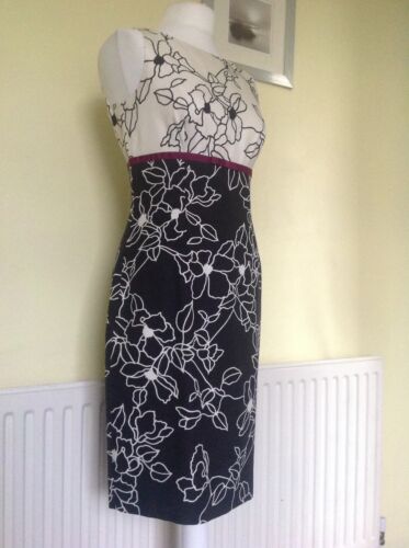 BEAUTIFUL IVORY/FLORAL DRESS SUIT FROM HOBBS UK 12 - Picture 2 of 9