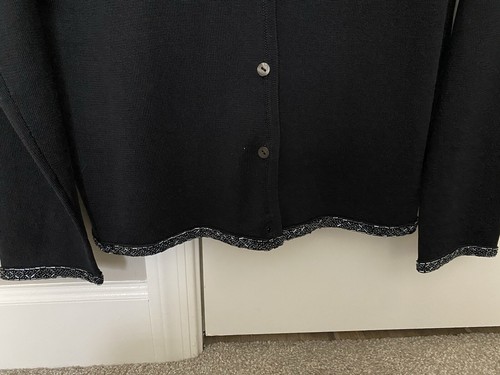 Neiman Marcus Exclusive Sweater Women’s 100% Silk Size Medium - Picture 4 of 5