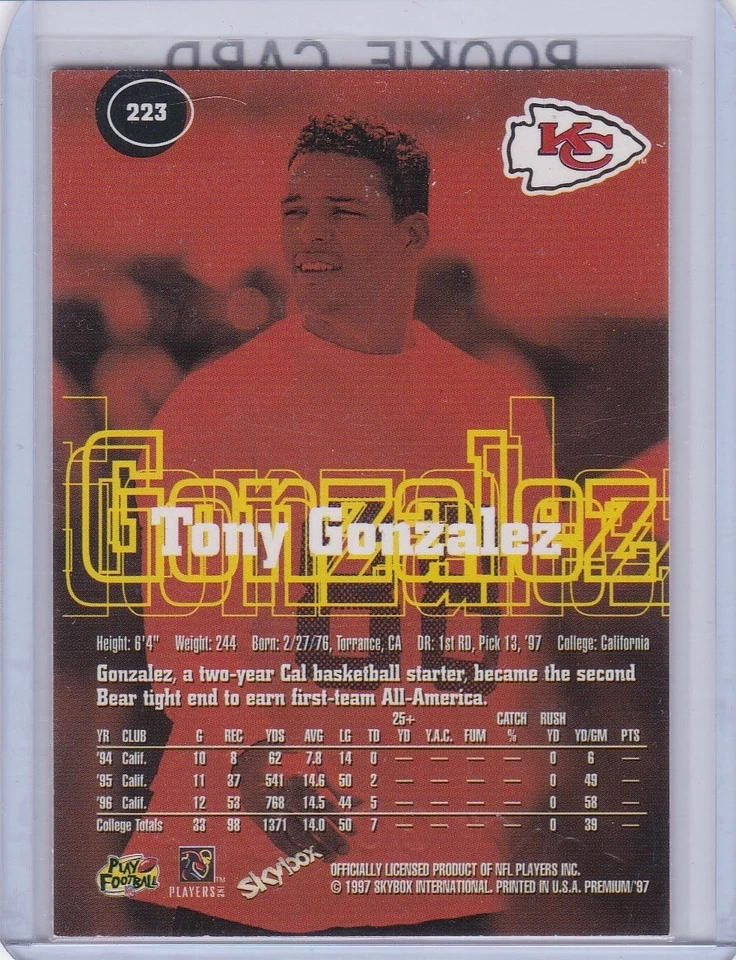 TONY GONZALEZ CARTÃO DE NOVATO 1997 Skybox Premium Football KANSAS CITY CHIEFS RC - Imagem 2 de 2