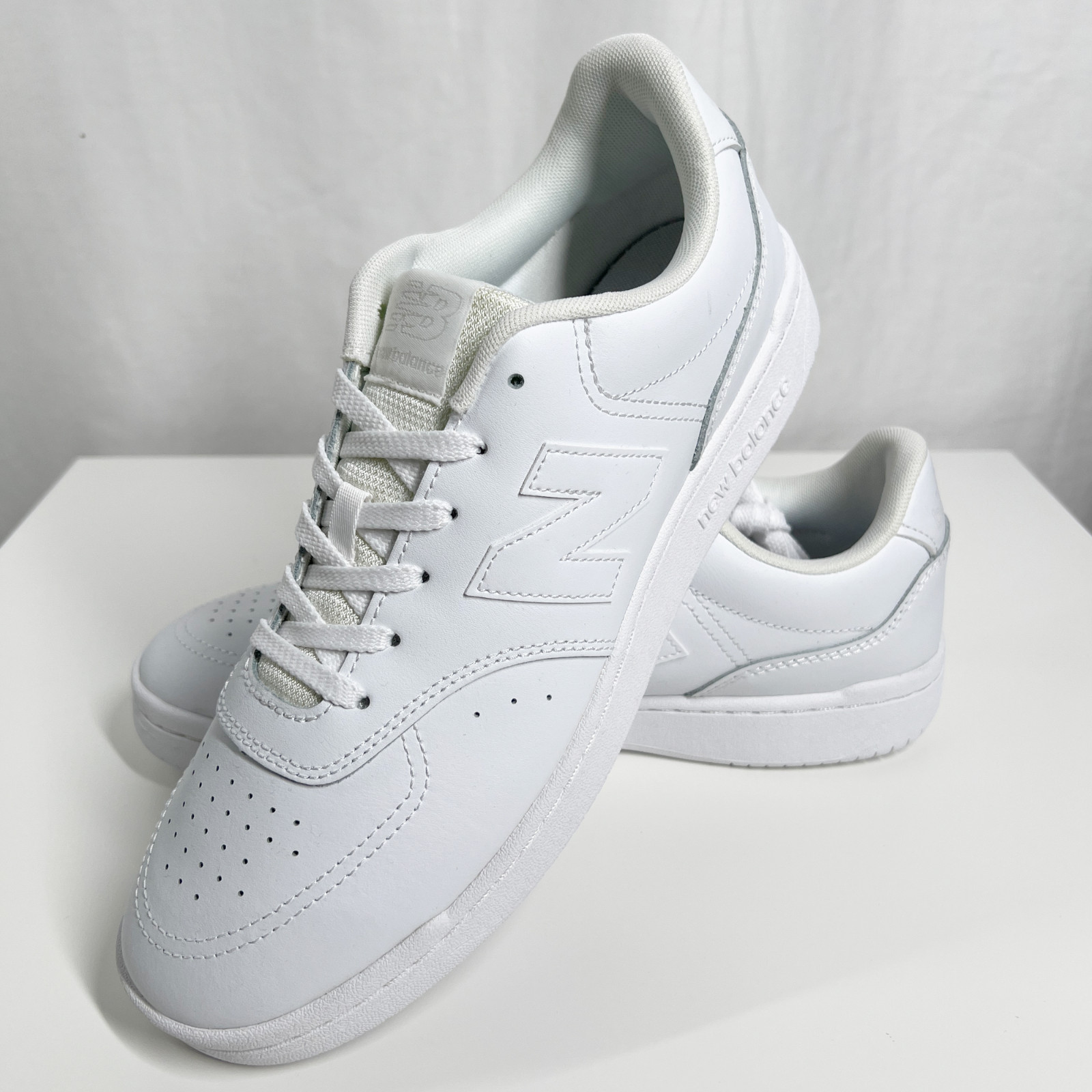 New Balance BB8000 Men’s Size 10.5 All White Casual Leather Sneakers Shoes New Balance BB8000 Men’s Size 10.5 All White Casual Leather Sneakers Shoes