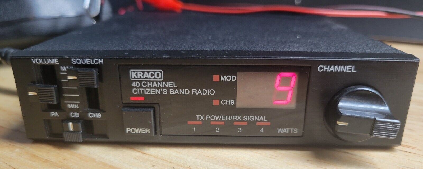 KRACO Model CCB4007A 40Channel CB Citizen Band Radio Vintage With mic