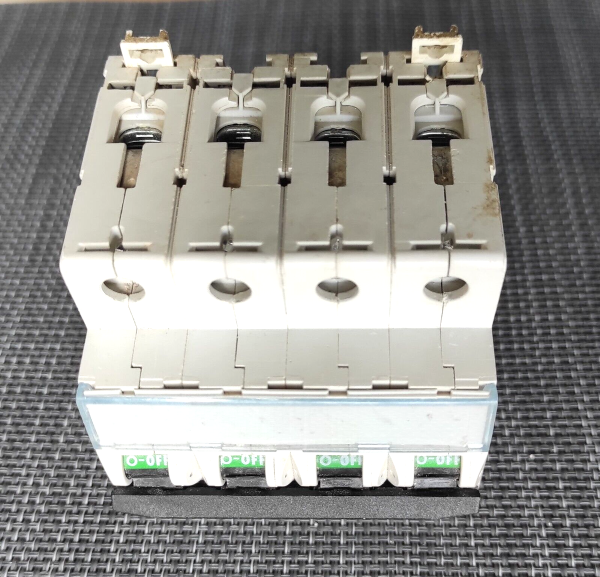 Quadro Elettrico GEWISS GW68025N Q-Din - 10 Moduli, IP65, 16/32A, Per Esterno