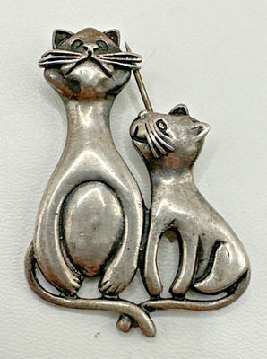 Vintage 925 Sterling Silver Two Kittens Cats Brooch Marked Meow 9.94 Grams