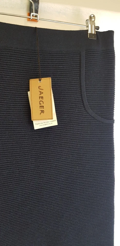 Jaeger Navy Blue Wool Skirt Size S BNWT - Image 3 of 4