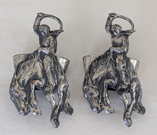 Anello vintage anni 40 placca argento cowboy bucking bronco sciarpa scivolo fazzoletto da collo straccio