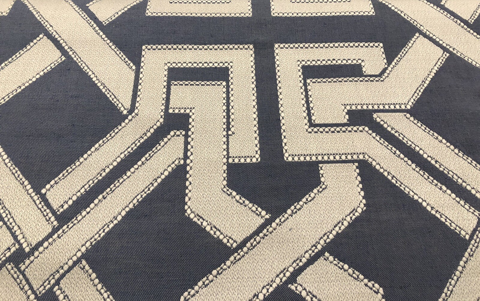 Picture 2 of 4