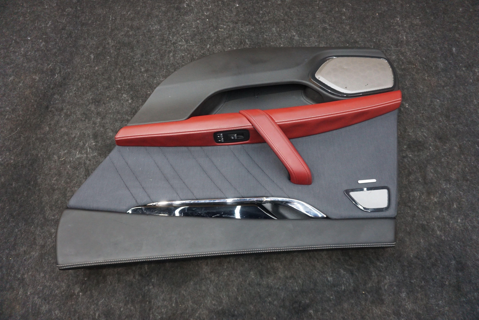 Rear Right Door Trim Panel Assembly 670061415 Maserati Quattroporte S M156 2017+