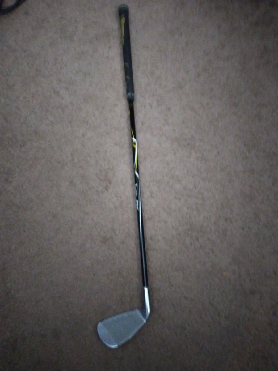Lynx LX Jr 7 Iron - Lynx LX Jr Graphite Shaft - Nice Lynx Grip