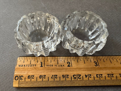 PAIR OF SAWTOOTH RUFFLE SCALLOPED EDGE CLEAR GLASS OPEN SALTS VINTAGE