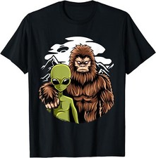 New Limited Retro Alien And Bigfoot Sasquatch UFO Believer T-Shirt Made In USA