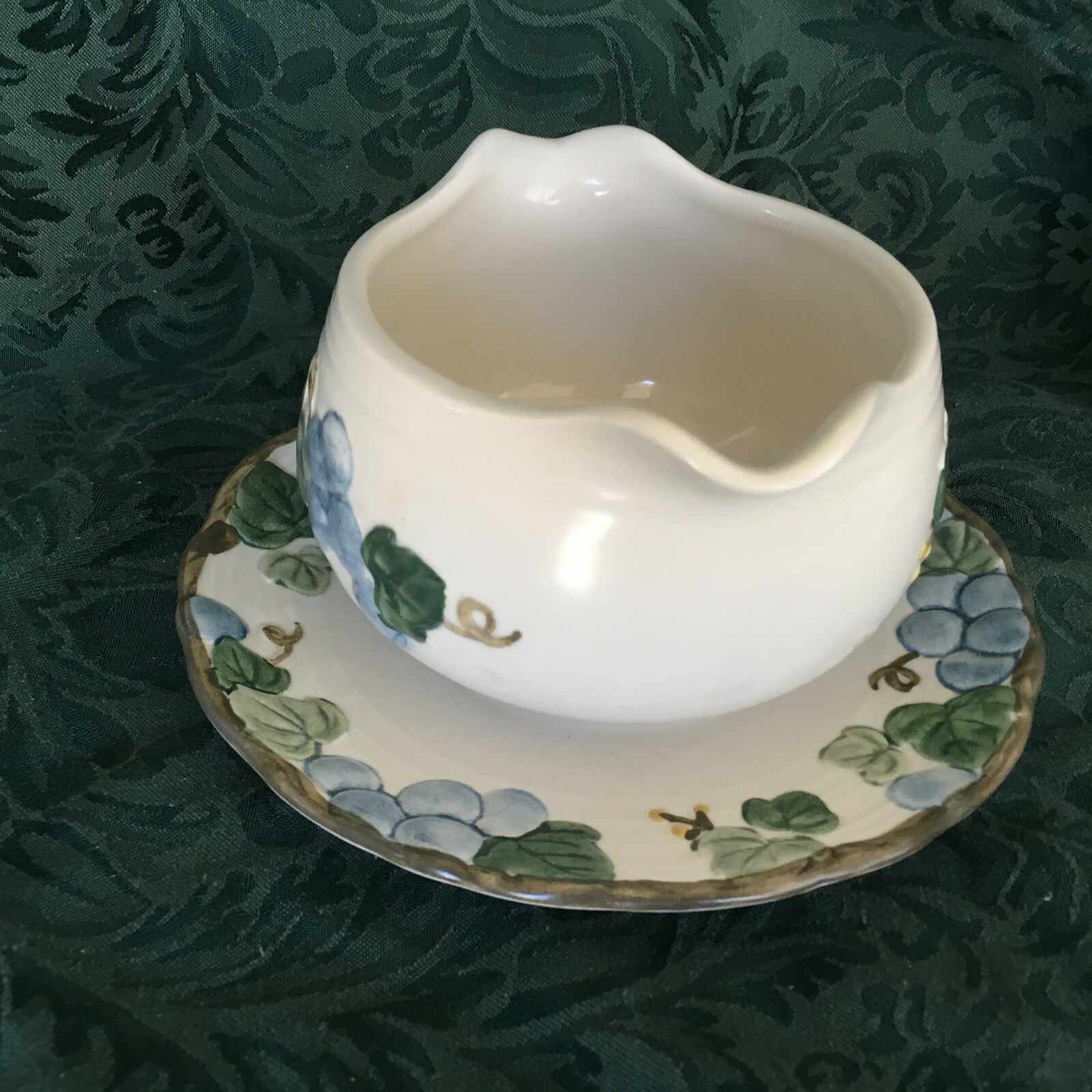 Metlox Poppytrail Sculptured Grape Gravy Boat Attached Under Plate California