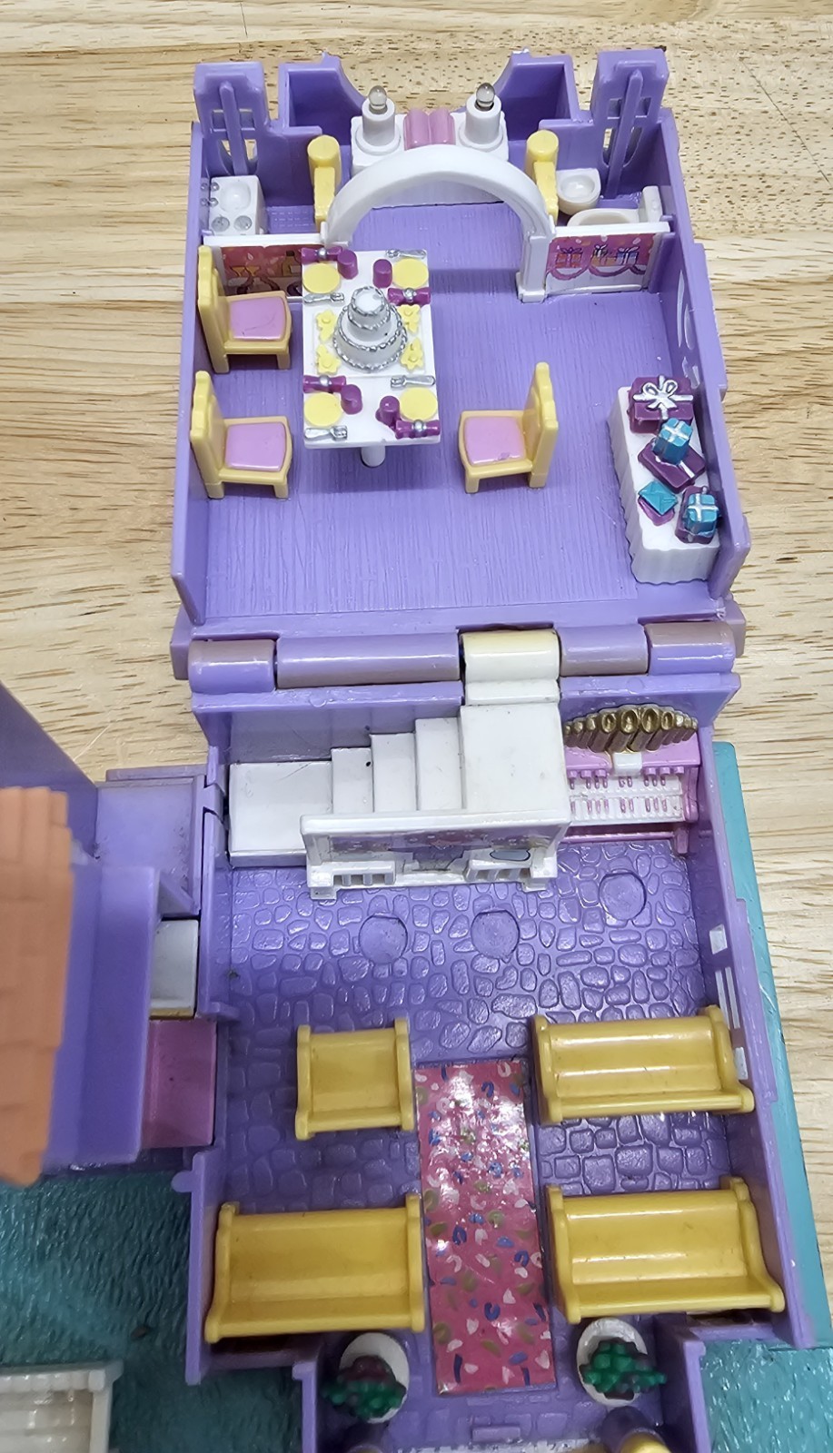 Picture 4 of 10