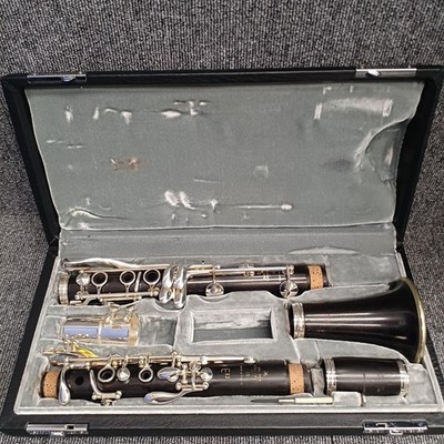 Buffet Crampon E-13 Clarinet Bb Wood Case Reeds Jazz Classical