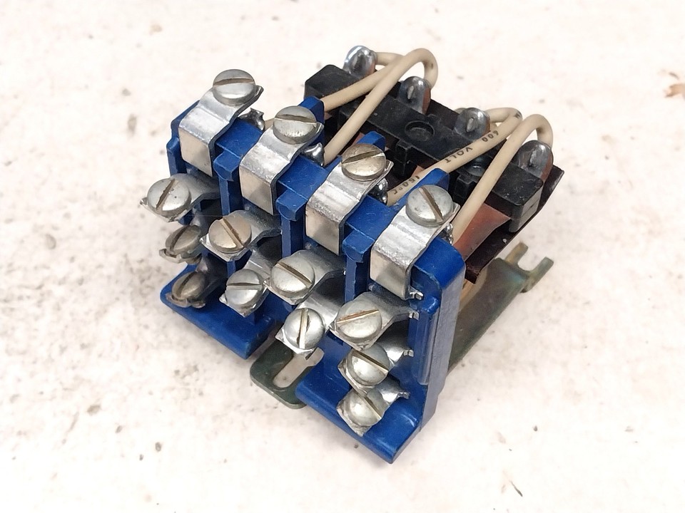 POTTER & BRUMFIELD PM-17AY Plug in Power Relay 25A 120VAC 50/60Hz