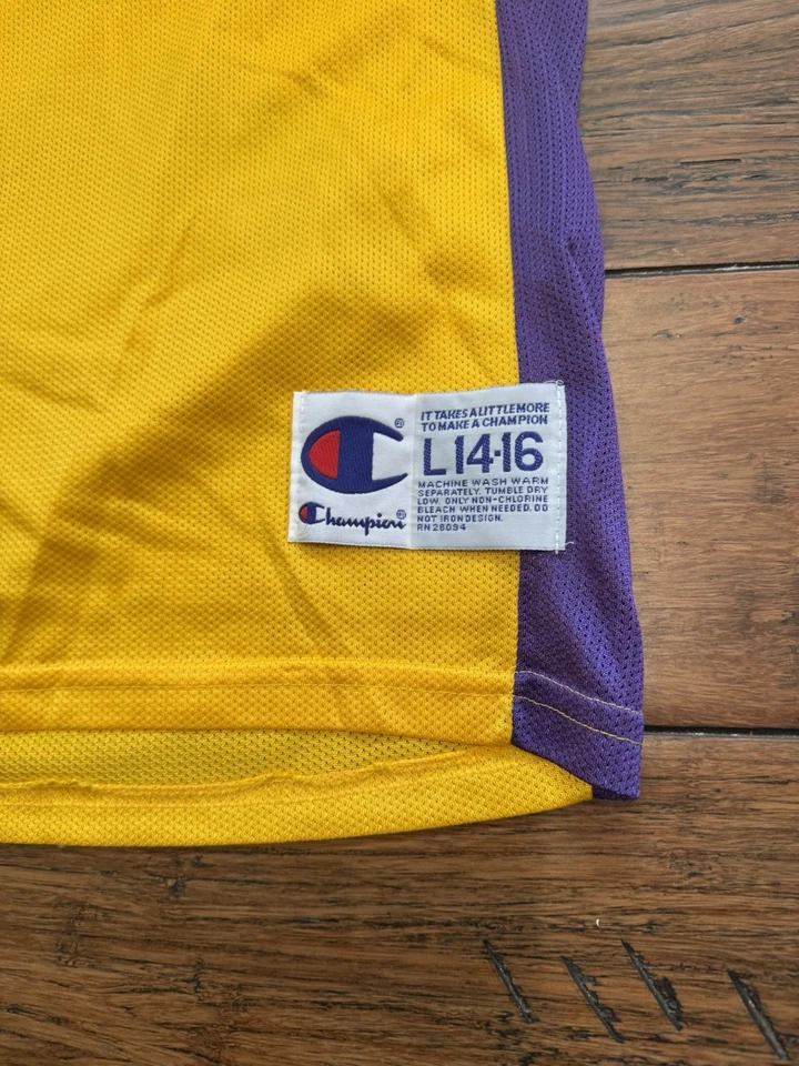 Champion Los Angeles Lakers Shaquille O'Neal Vintage Jersey, size Youth L - Image 4 of 4