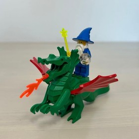 LEGO 6082 Castle Fire Breathing Fortress Magic Dragon