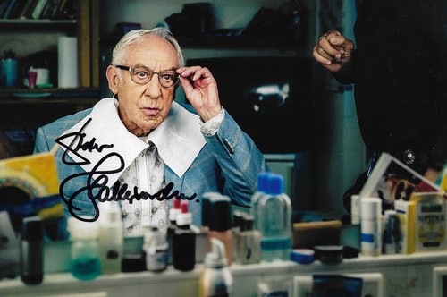 Dieter Hallervorden Autogramm signed 20x30 cm Bild