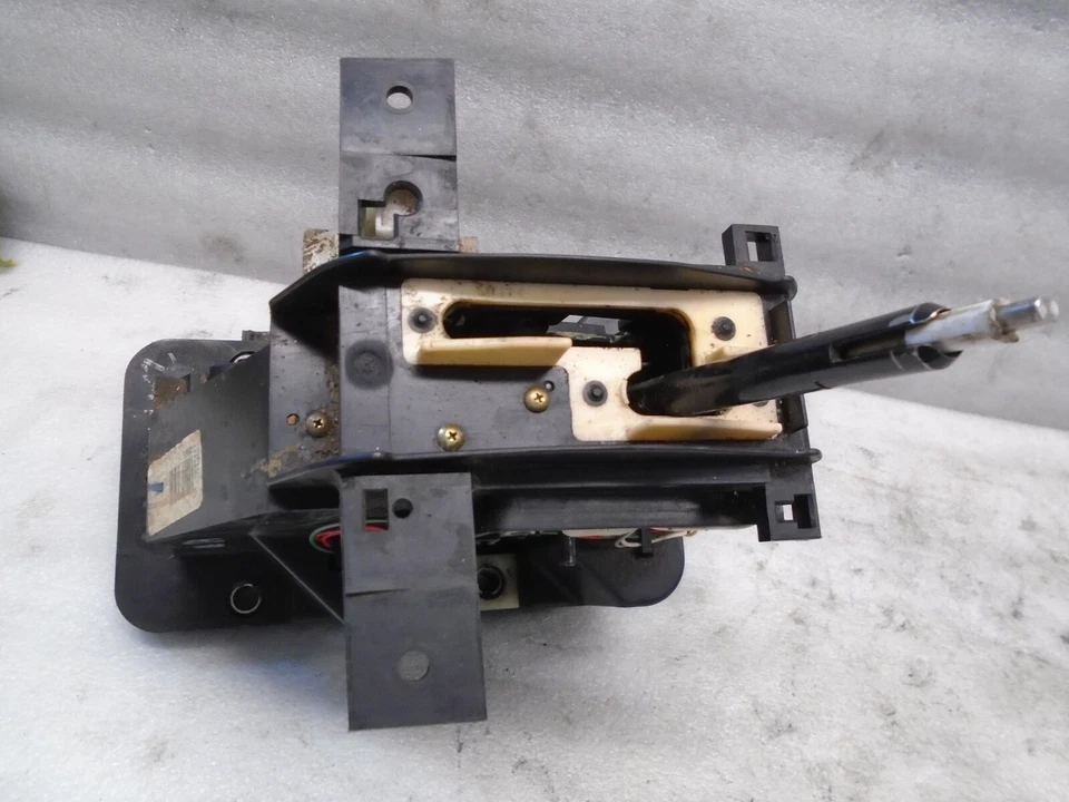 SUBARU B9 TRIBECA 06-07 TRANSMISIÓN AUTOMÁTICA CONJUNTO DE PALANCA DE CAMBIOS DE PISO OEM DK908297 Foto 3 de 4