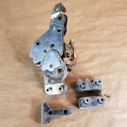 Jaguar MK10 Mark X Original Front Left LH Door Lock and Striker Set OEM