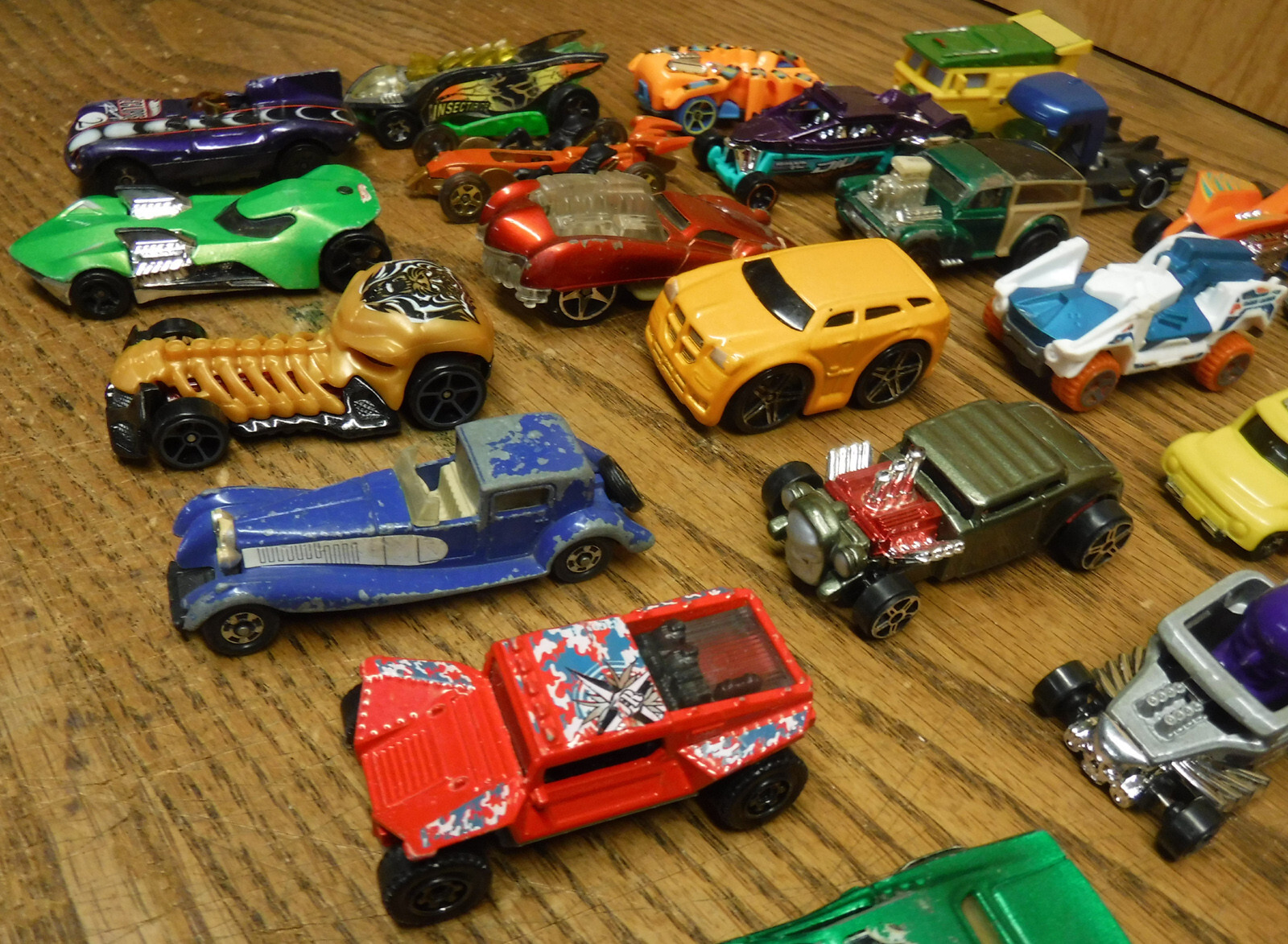 36 Matchbox Hot Wheels &mor Diecast Vehicle lot Hot & Mod Rod Muscle