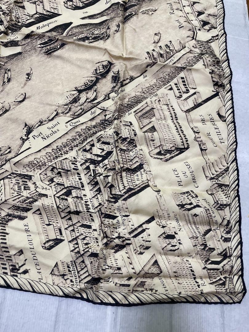 Christian Dior Silk Scarf Map of Paris Light Beige Gray Christian Dior Silk Scarf Map of Paris Light Beige Gray