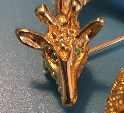 VTG Hilo Dsign Gold Tone Giraffe Green Rhinestones Eyes