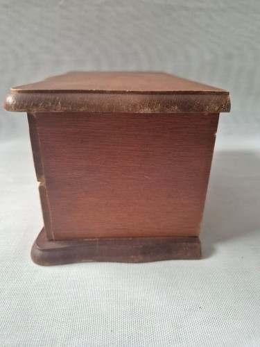 Vintage Wooden Brown Jewellery Box Wood Box With Inside Mirror Keepsake Lined - Picture 11 of 17