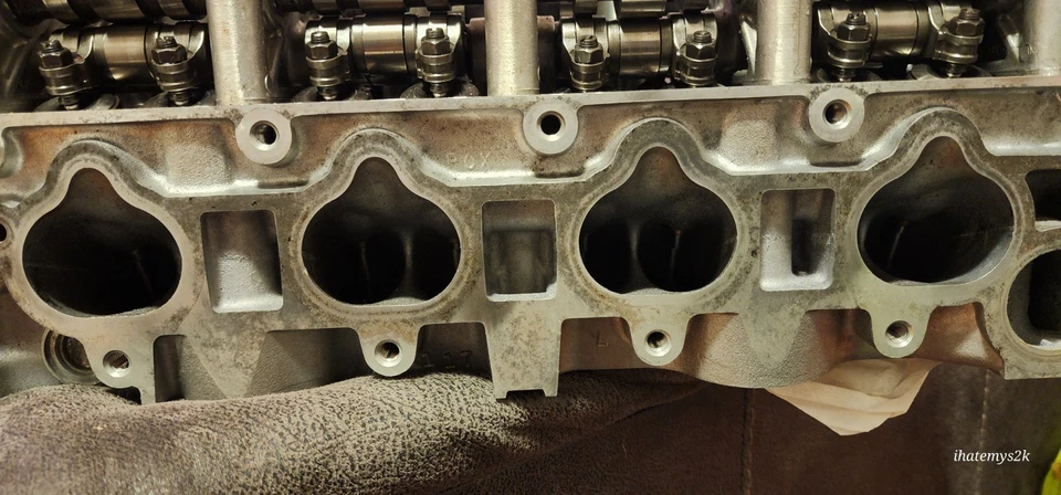 Honda S2000 AP2 2005 (equipamiento Ferrea Head) hecho por tienda local... Foto 3 de 4