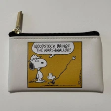Snoopy Museum Flat Mini Pouch Yellow