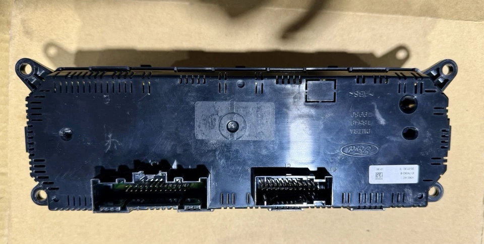 2020 - 2023 福特 Transit 150 气候交流加热器 温度控制 原始设备制造商 — 第 3/4 张图片