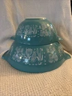 Set of 2 Pyrex Amish Butterprint Cinderella Bowls Turquoise/White  442 & 444