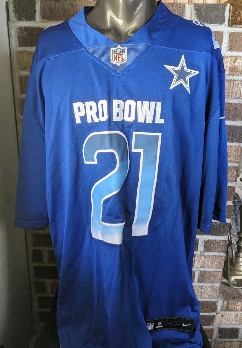 Ezekiel Elliott #21 Pro Bowl NFL Players On Field Dallas Cowboys