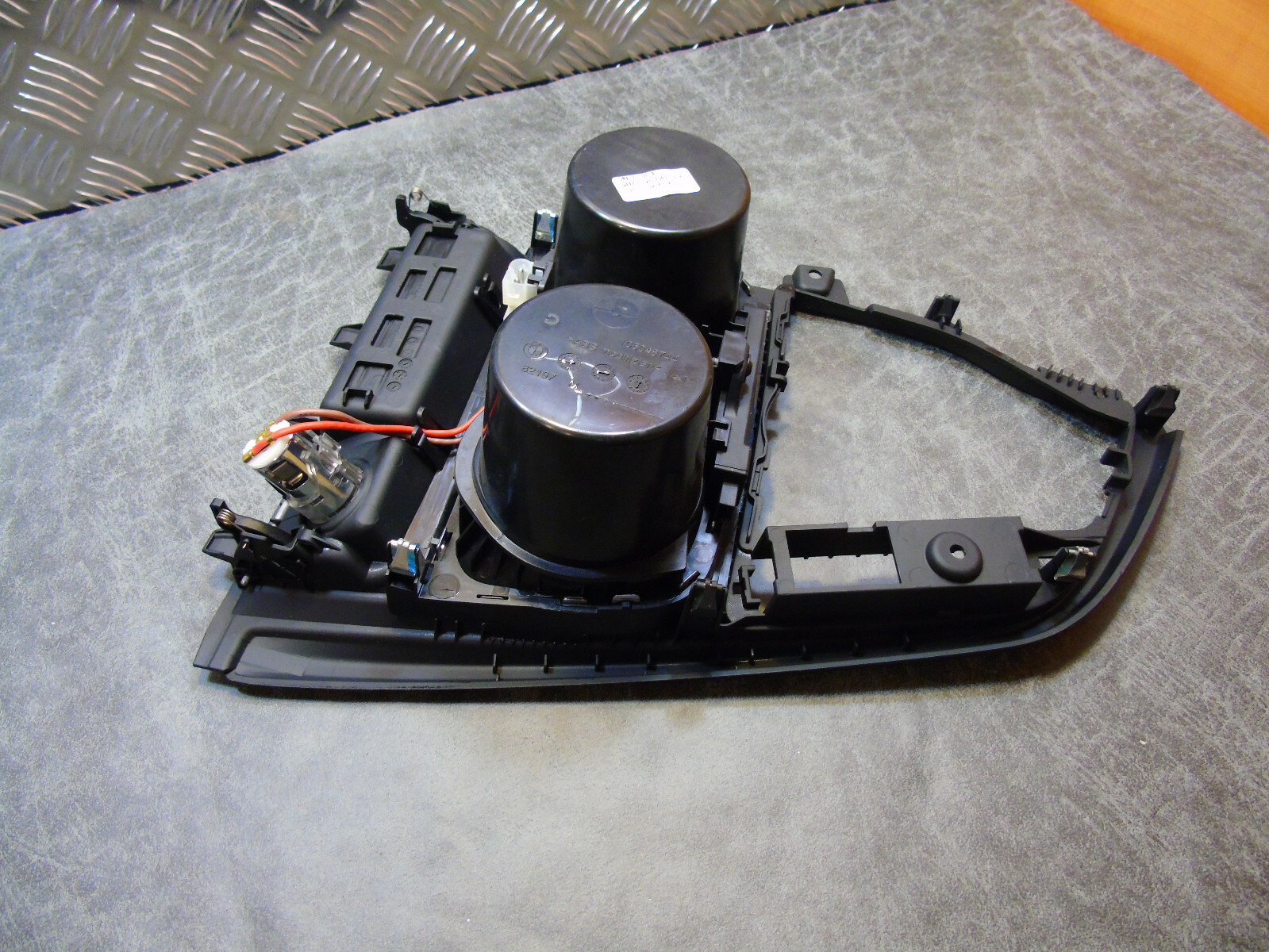 K132 BMW 3 4 SERIES ASHTRAY CENTER 1050 HOLDER Max 53 OFF CONSOLE