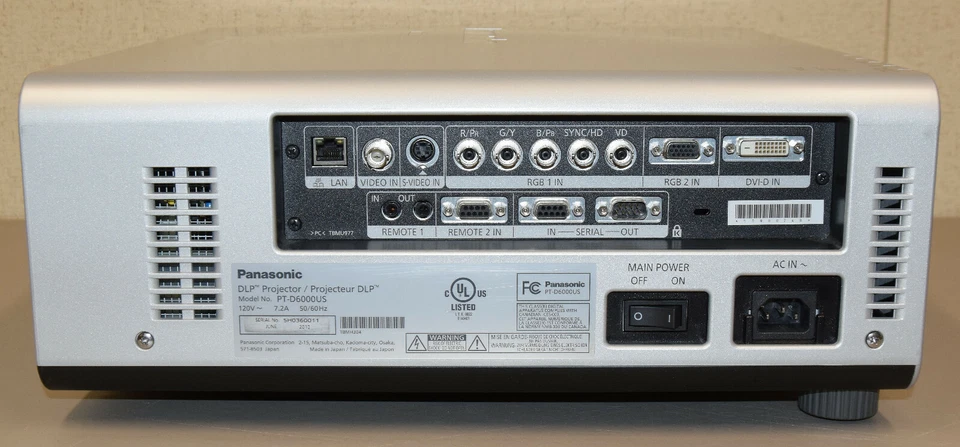 Panasonic PT-D6000 PT-D6000US 6500 Lumen Projector Standard Lens 1087 Hours Used - Image 4 of 4